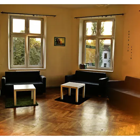 Hostel Good Bye Lenin Doubles Exclusive *